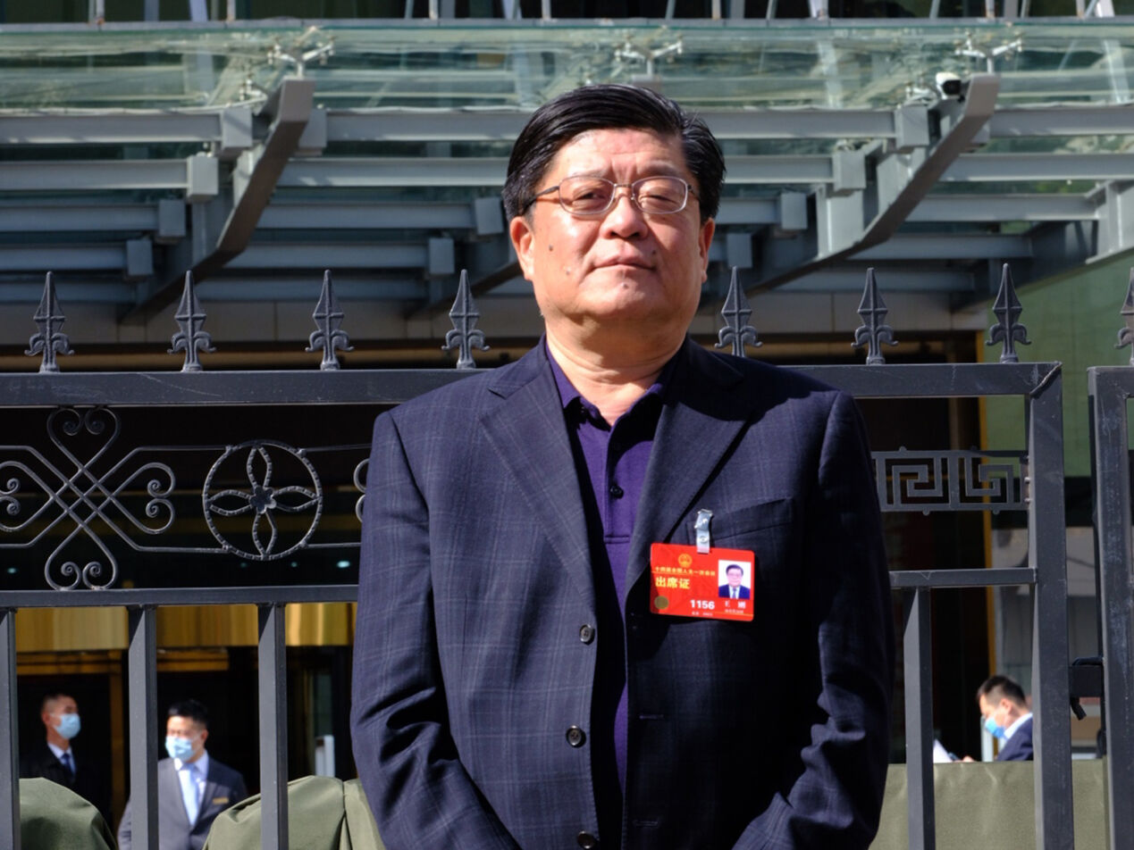 ȫ���˴�������������ٹ�ҵת�� ��ǿ��ɫ��Դ��ҵ